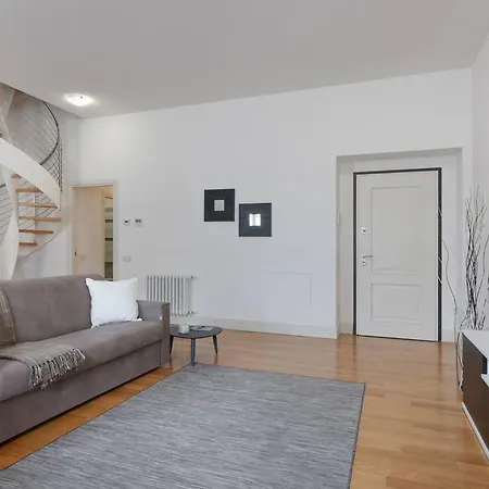 Daire Centro I 3 Trieste